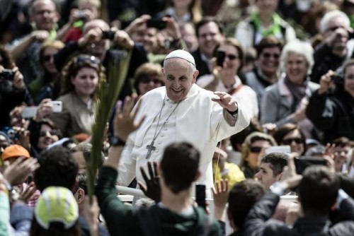 Pope Francis leads Palm Sunday Mass
